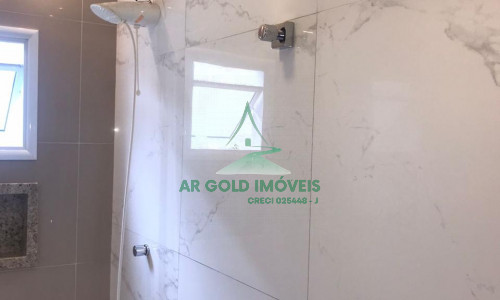 Casa de Alto Padrão no Condomínio Recanto Jaguari – Viva com Conforto e Elegância! 