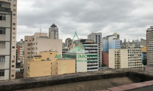 Studio com Varanda à Venda – Praticidade e Conforto no Coração de SP!