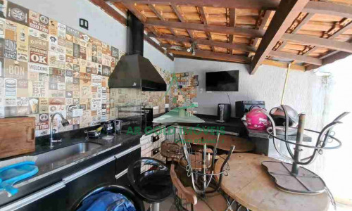 Oportunidade Única! Casa de Esquina Mobiliada com Lazer Completo – Pronta para Morar!