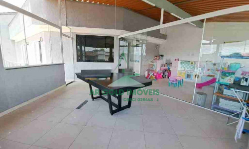 Oportunidade Única! Casa de Esquina Mobiliada com Lazer Completo – Pronta para Morar!