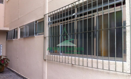 Oportunidade Única! Apartamento Térreo de 3 Dormitórios no Coração do Alto de Pinheiros!