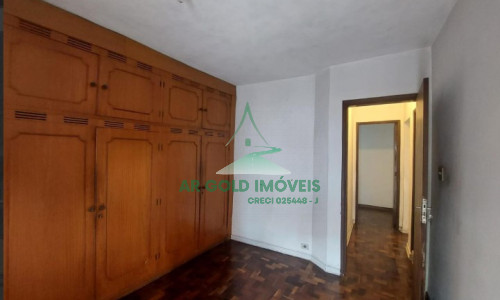 Oportunidade Única – Sobrado Espaçoso em Pinheiros, Rua Antônio Bicudo!