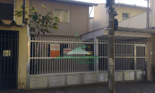 Casa Ampla e Aconchegante a 200m do Metrô Morumbi – Conforto, Espaço e Localização Privilegiada!