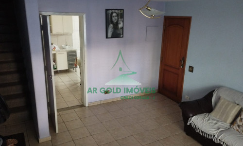 Casa Ampla e Aconchegante a 200m do Metrô Morumbi – Conforto, Espaço e Localização Privilegiada!