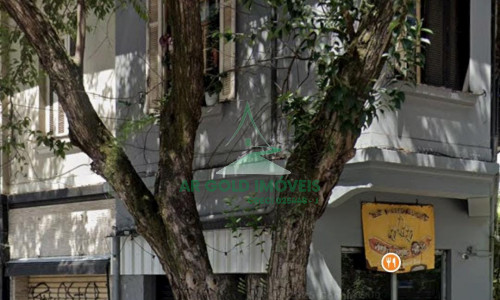 Oportunidade Única na Lapa – Imóvel Comercial e Residencial na Rua Aurélia!